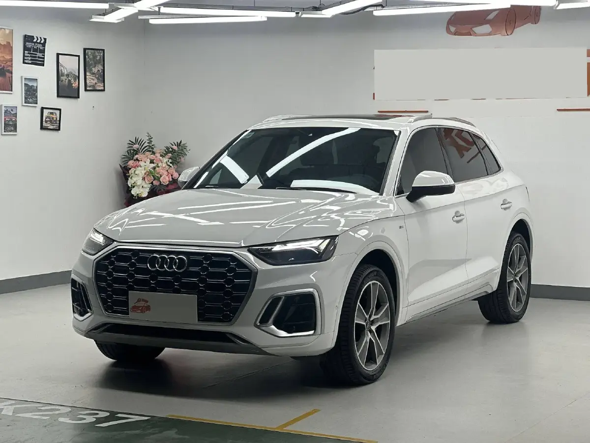 2022 Audi Q5L 2.0T 252HP L4 7DCT