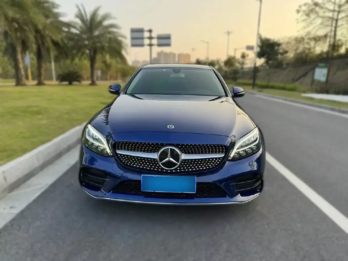 2019 Mercedes-Benz C Class 1.5T 184HP L4 9AT