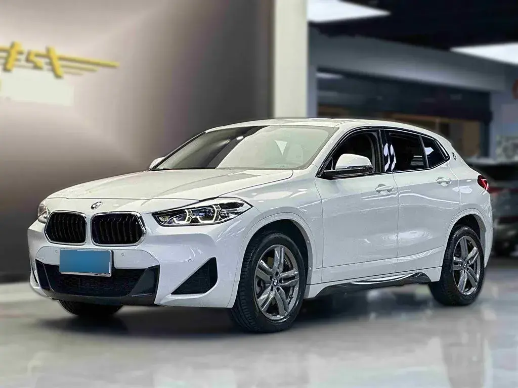 2022 BMW X2 2.0T 192HP L4 7DCT
