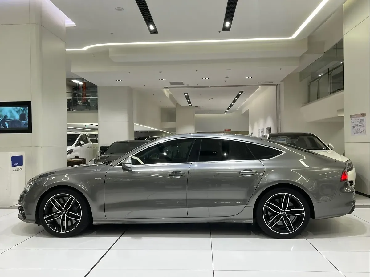 2013 Audi S7 4.0T 420HP V8 7DCT,autocango,china used car exporter,china ev exporter,chinese used car exporter,chinese used ev exporter