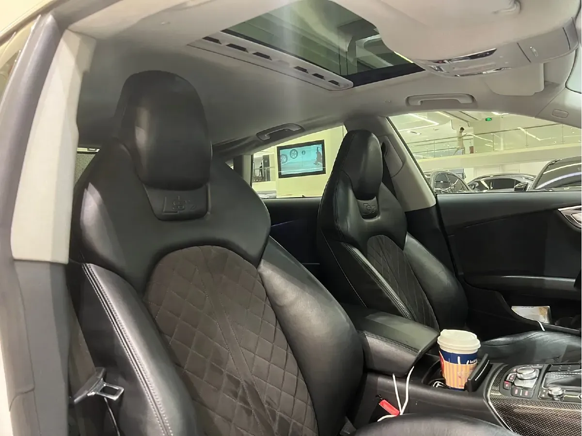 2013 Audi S7 4.0T 420HP V8 7DCT,autocango,china used car exporter,china ev exporter,chinese used car exporter,chinese used ev exporter