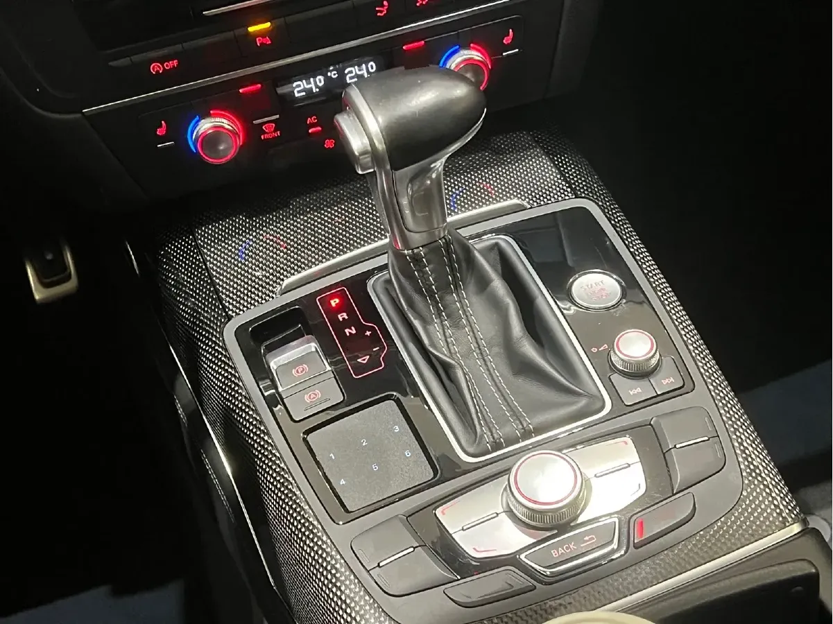 2013 Audi S7 4.0T 420HP V8 7DCT,autocango,china used car exporter,china ev exporter,chinese used car exporter,chinese used ev exporter