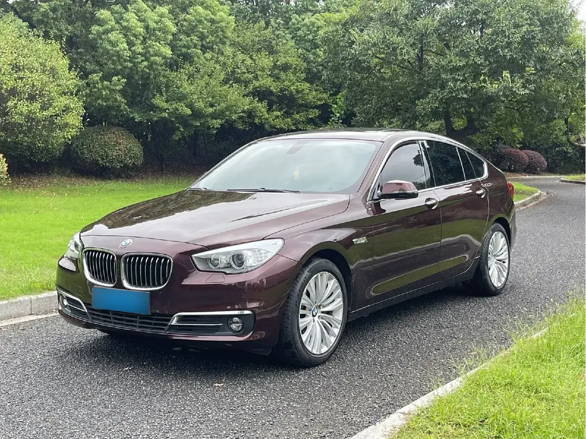 2014 BMW 5 Series GT 2.0T 245HP L4 8AT