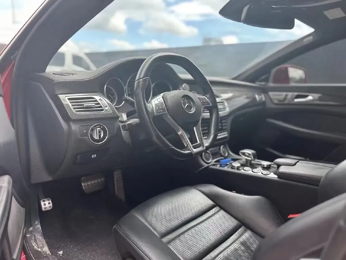 2012 Mercedes-Benz CLS AMG 5.5T 525HP V8 7AT,autocango,china used car exporter,china ev exporter,chinese used car exporter,chinese used ev exporter