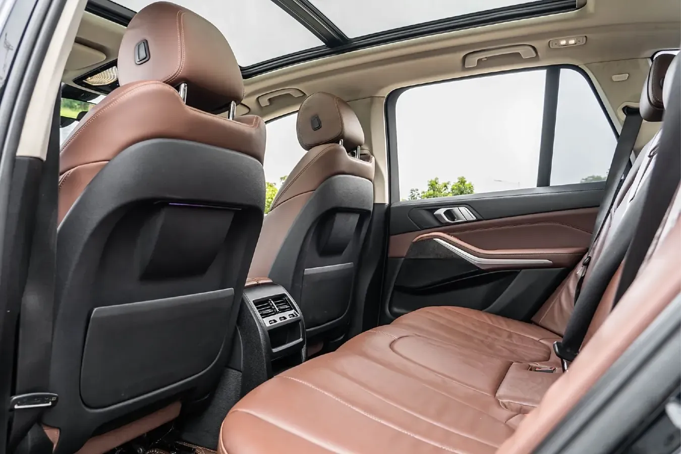 2020 BMW X5 3.0T 340HP L6 8AT,autocango,china used car exporter,china ev exporter,chinese used car exporter,chinese used ev exporter