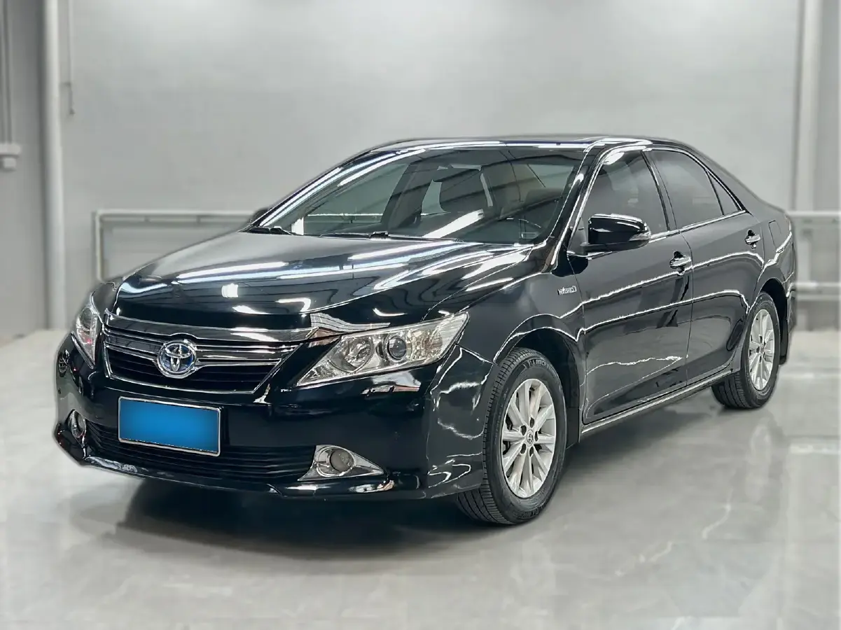 2012 Toyota Camry 2.5L 160HP L4 E-CVT Hybrid