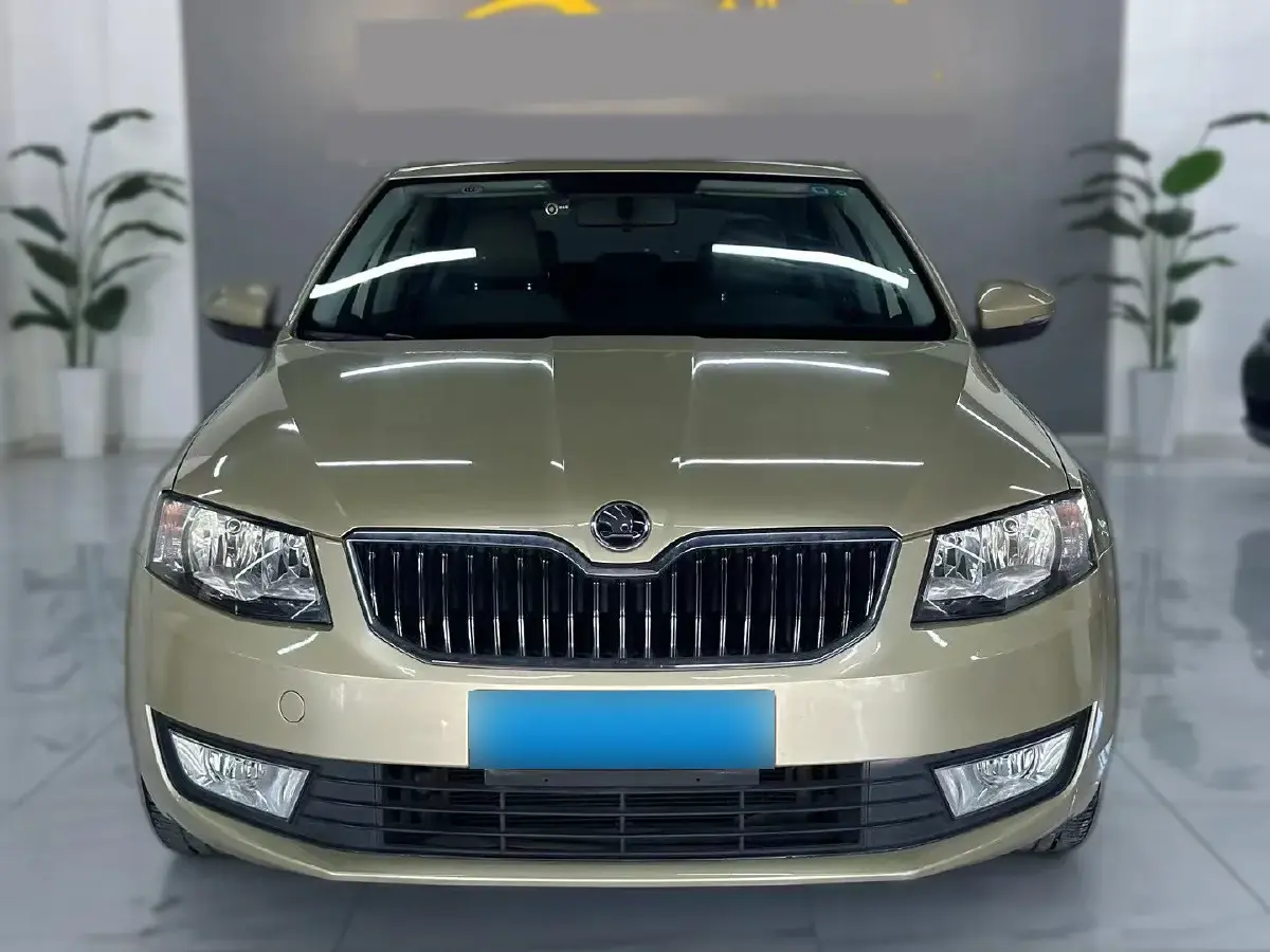 2015 Skoda Octavia 1.6L 110HP L4 6AT