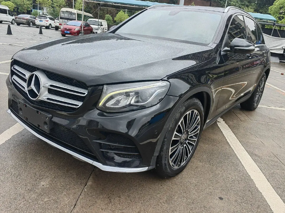 2018 Mercedes-Benz GLC Class 2.0T 211HP L4 9AT