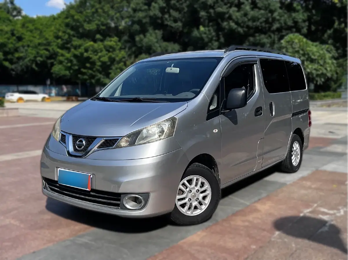 2014 Nissan NV200 1.6L 124HP L4 CVT