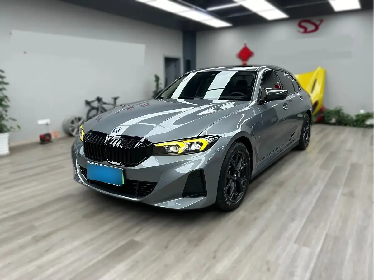 2022 BMW i3 BEV 70KWH