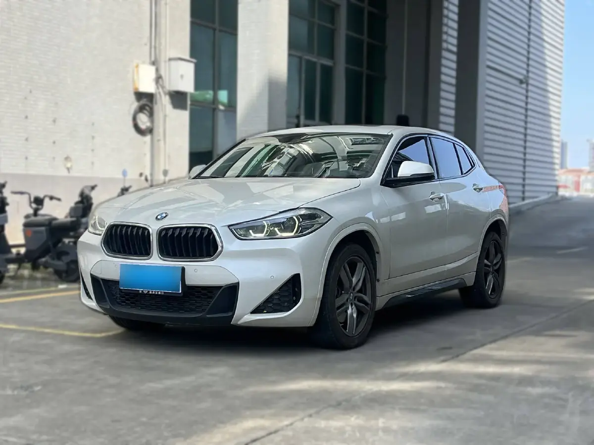 2021 BMW X2 2.0T 192HP L4 7DCT