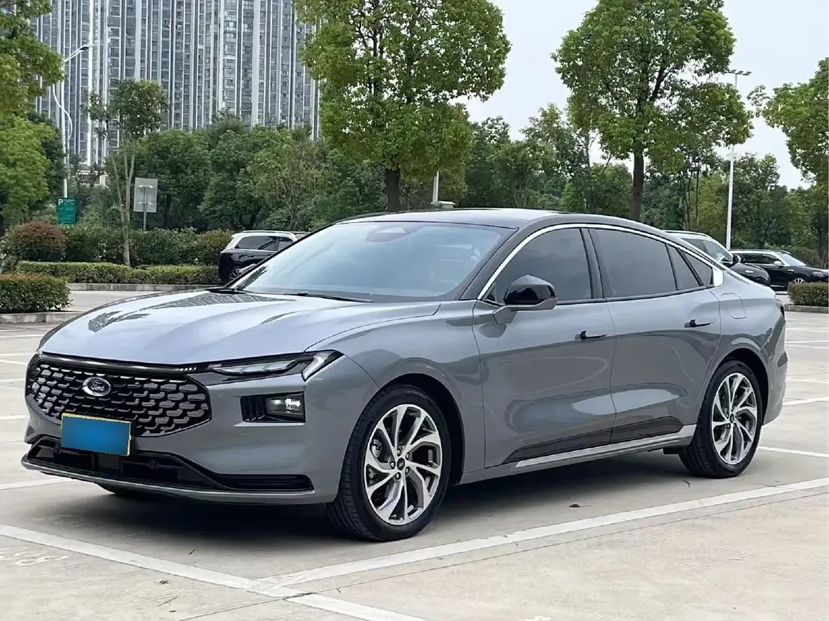 2023 Ford Mondeo 2.0T 254HP L4 8AT