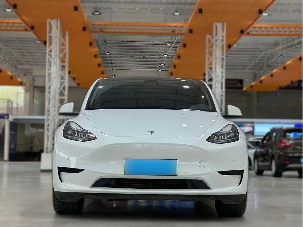 2022 Tesla Model Y BEV 60KWH