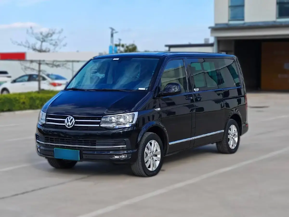 2017 Volkswagen Multivan 2.0T 204HP L4 7DCT