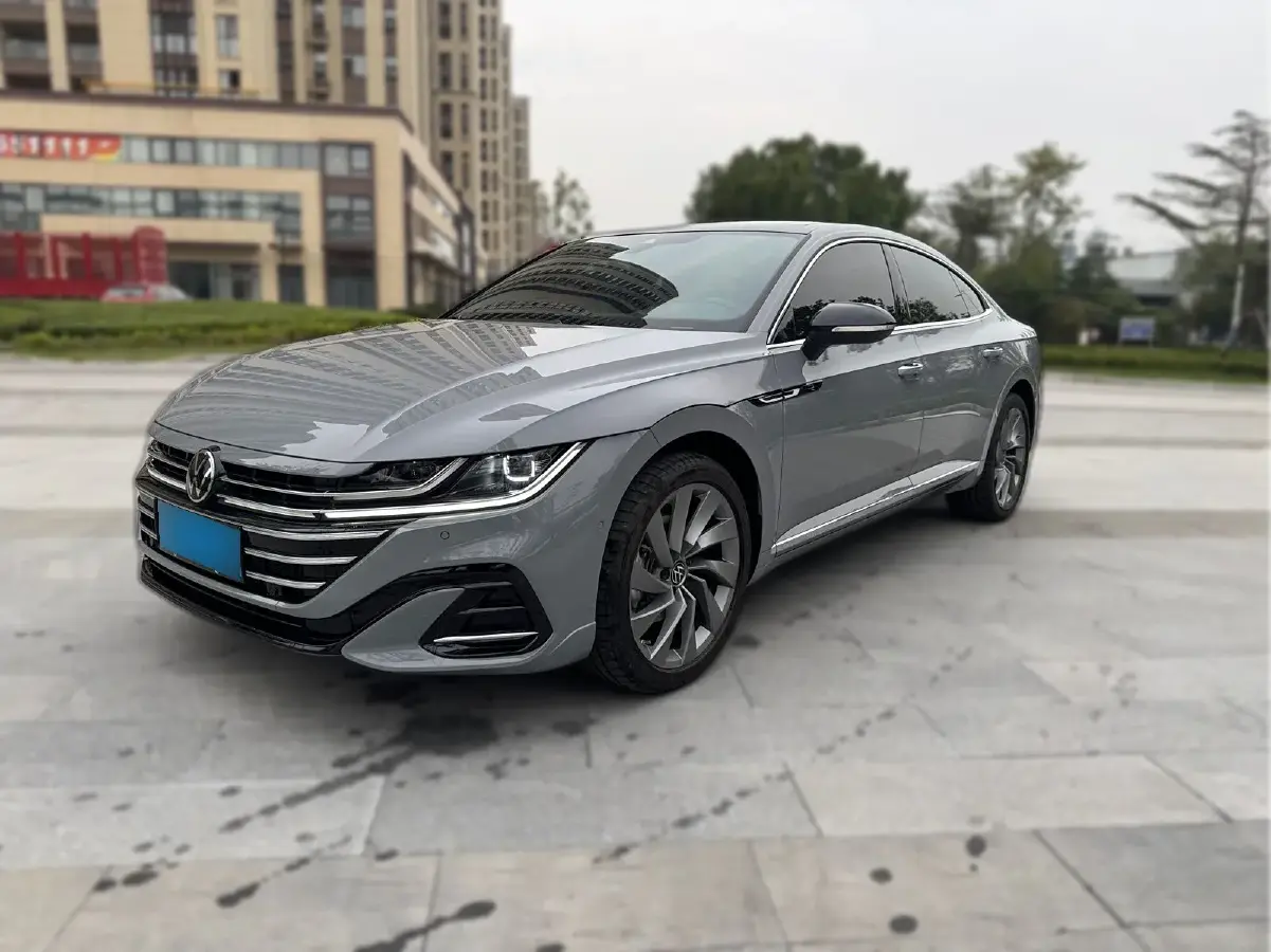 2024 Volkswagen CC 2.0T 220HP L4 7DCT