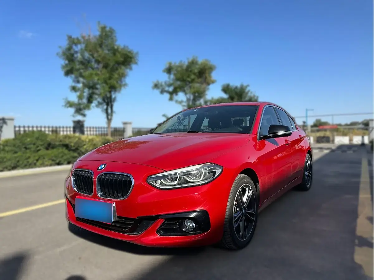 2018 BMW 1 Series 1.5T 136HP L3 6AT