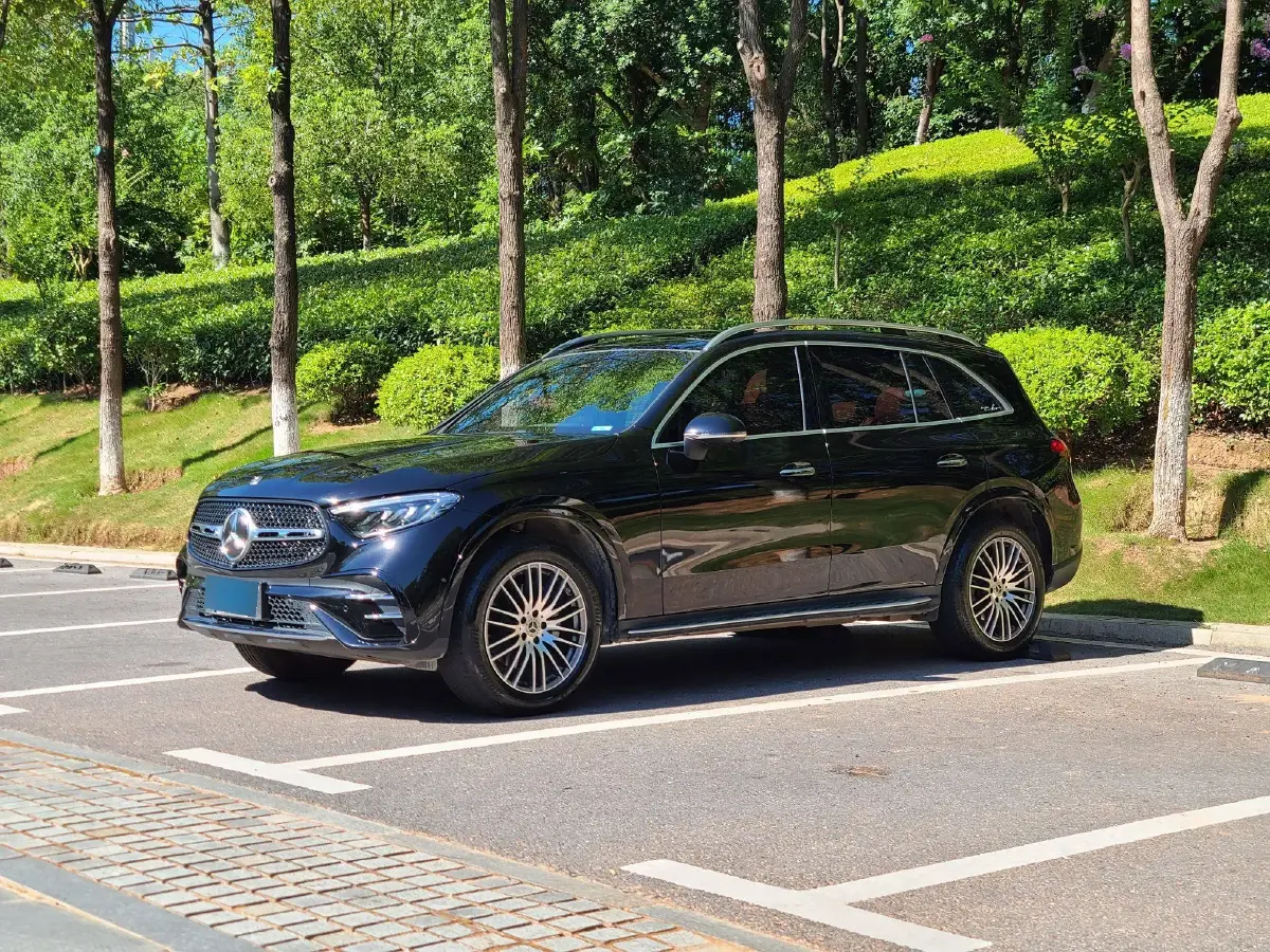 2023 Mercedes-Benz GLC Class 2.0T 258HP L4 9AT