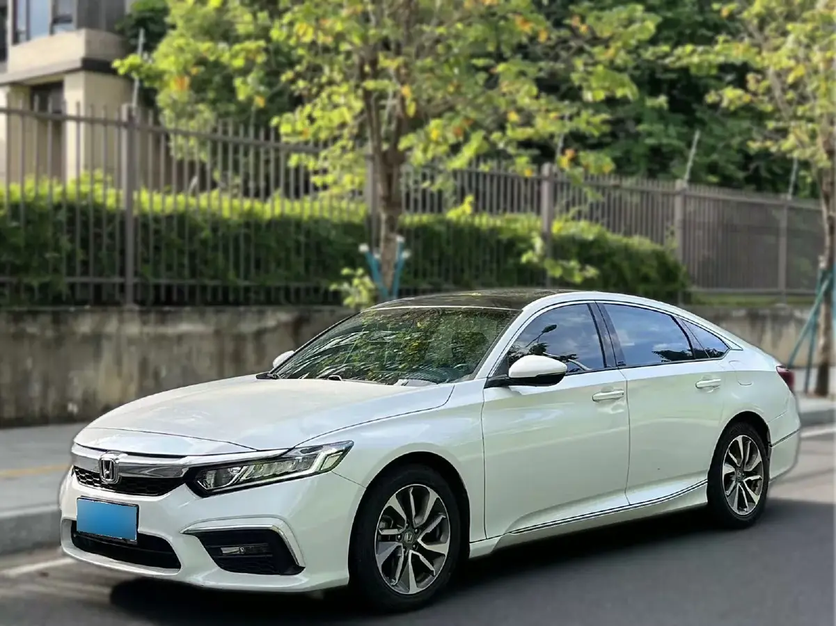 2019 Honda Inspire 1.5T 194HP L4 CVT