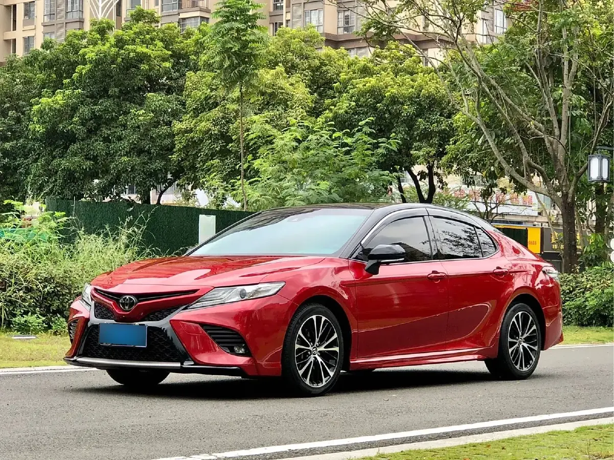 2018 Toyota Camry 2.0L 169HP L4 6AT