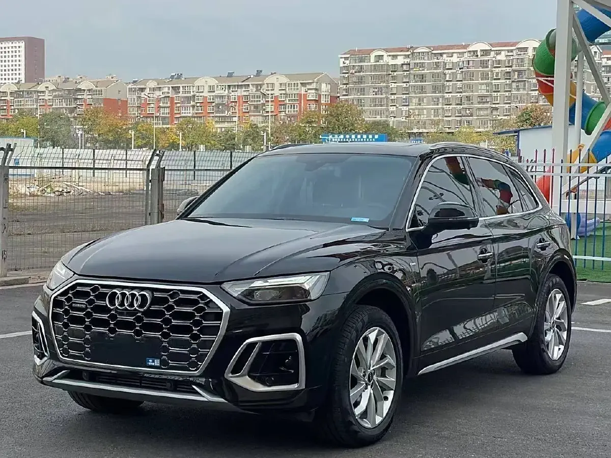 2022 Audi Q5L 2.0T 190HP L4 7DCT