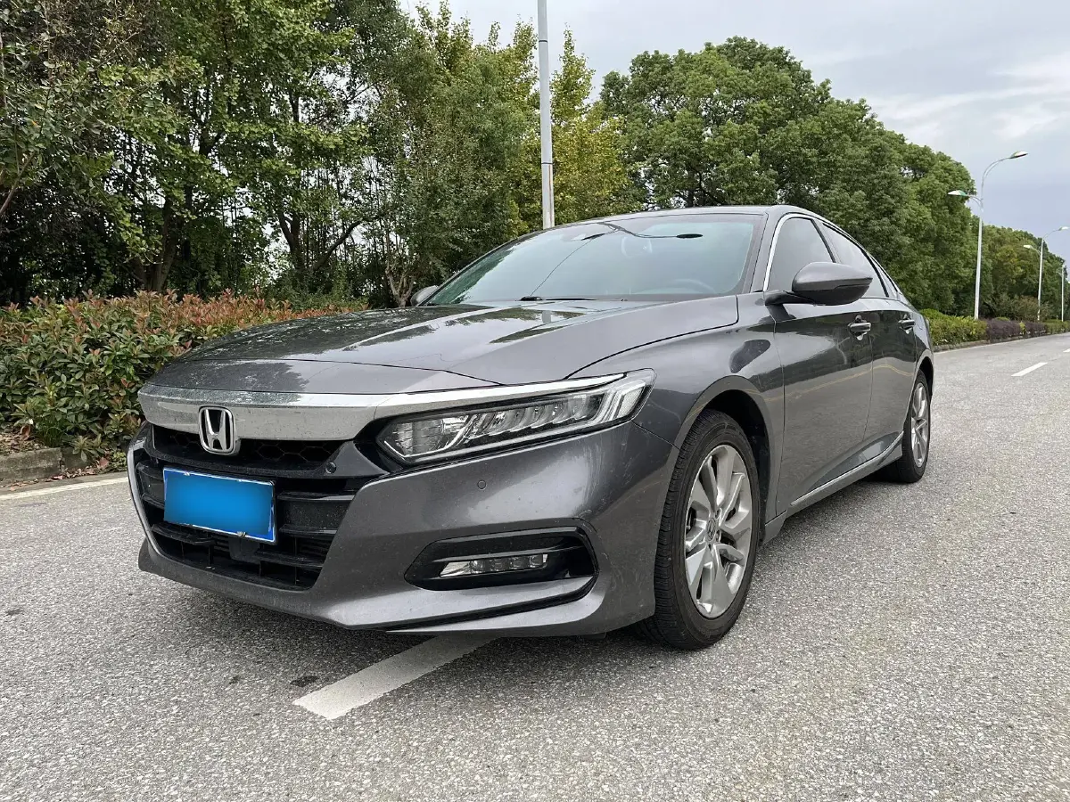 2018 Honda Accord 1.5T 194HP L4 CVT