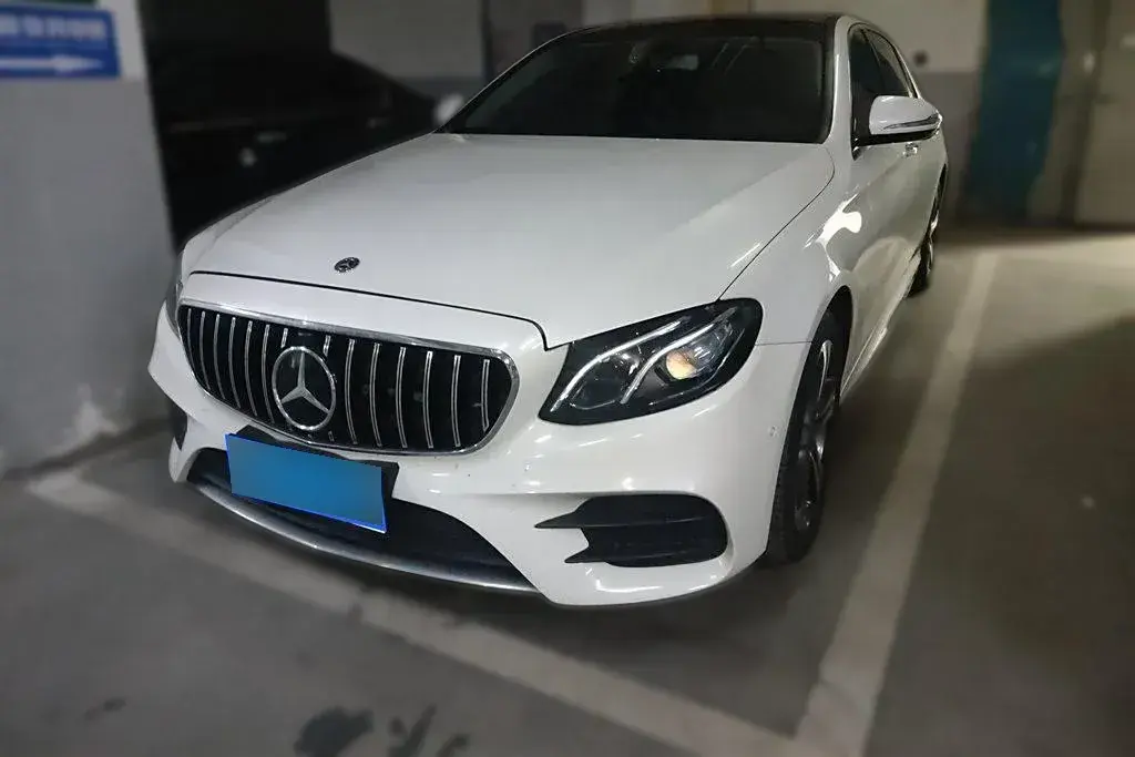 2018 Mercedes-Benz E Class 2.0T 184HP L4 9AT