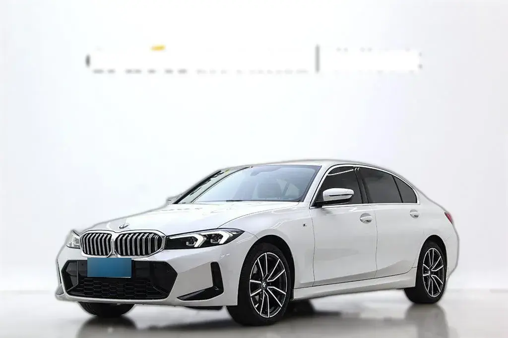 2024 BMW 3 Series 2.0T 156HP L4 8AT