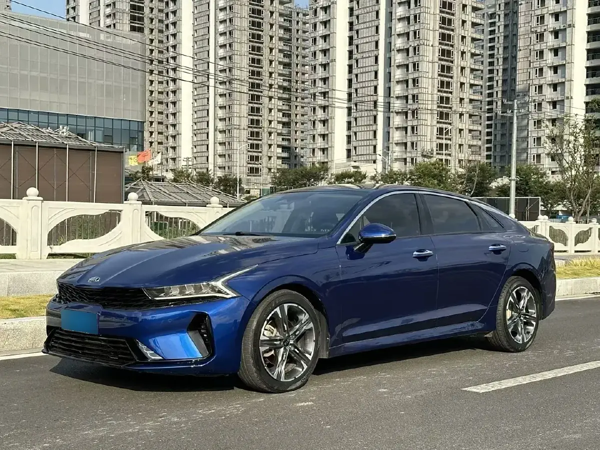 2020 Kia K5 1.5T 170HP L4 7DCT