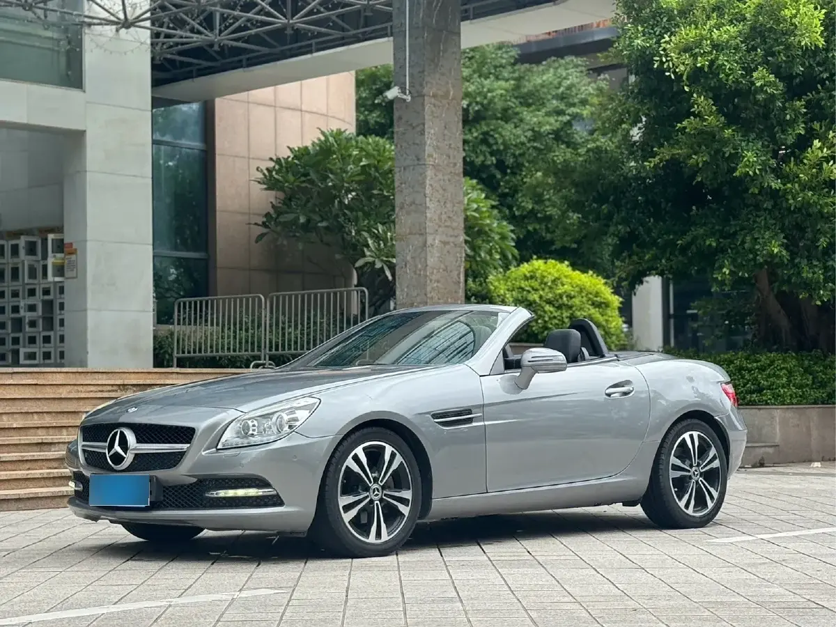2011 Mercedes-Benz SLK Class 1.8T 184HP L4 7AT