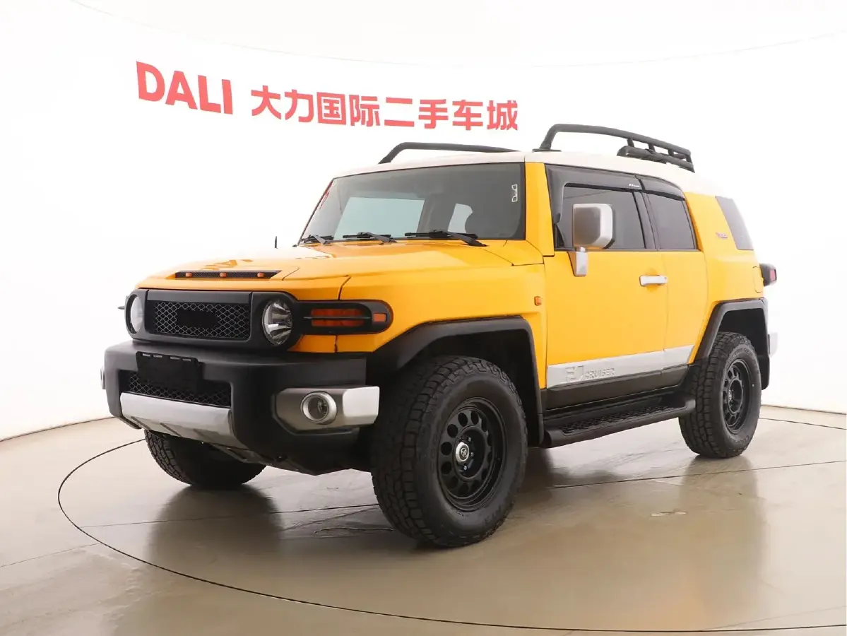 2010 Toyota FJ Cruiser 4.0L 272HP V6 5AT
