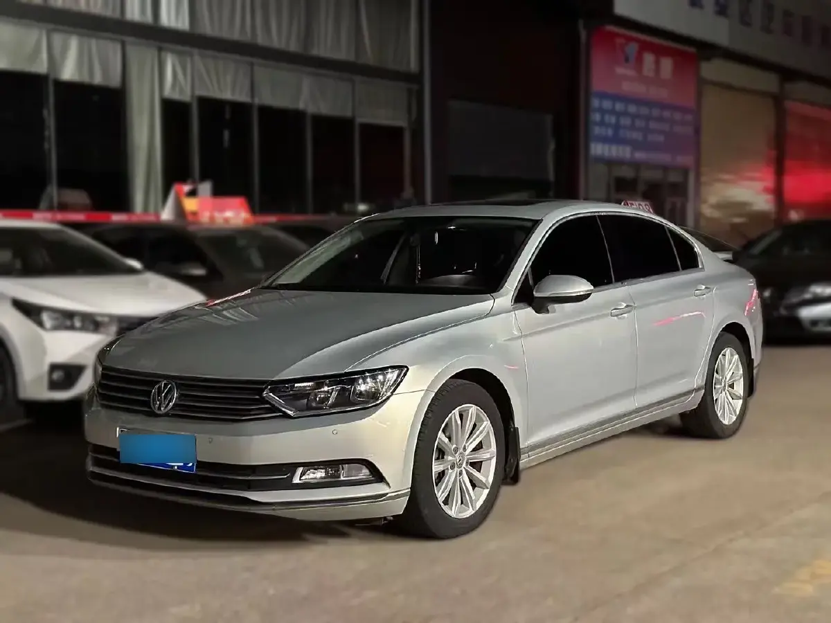 2017 Volkswagen Magotan 1.8T 180HP L4 7DCT