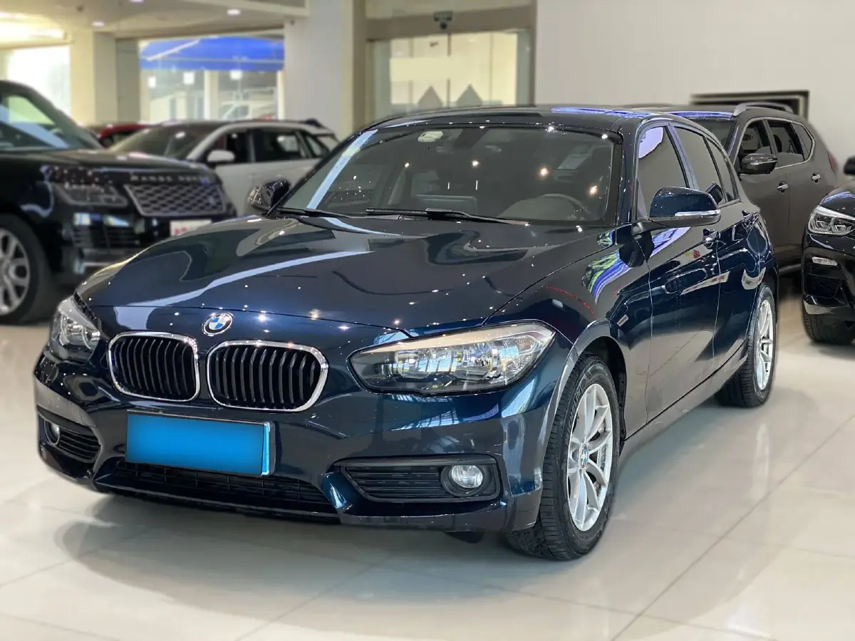 2015 BMW 1 Series 1.6T 136HP L4 8AT
