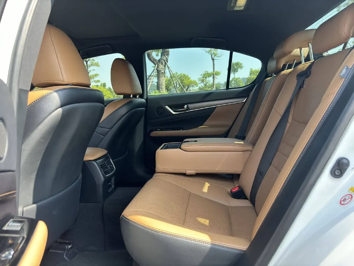 2017 Lexus GS 2.0T 245HP L4 8AT,autocango,china used car exporter,china ev exporter,chinese used car exporter,chinese used ev exporter