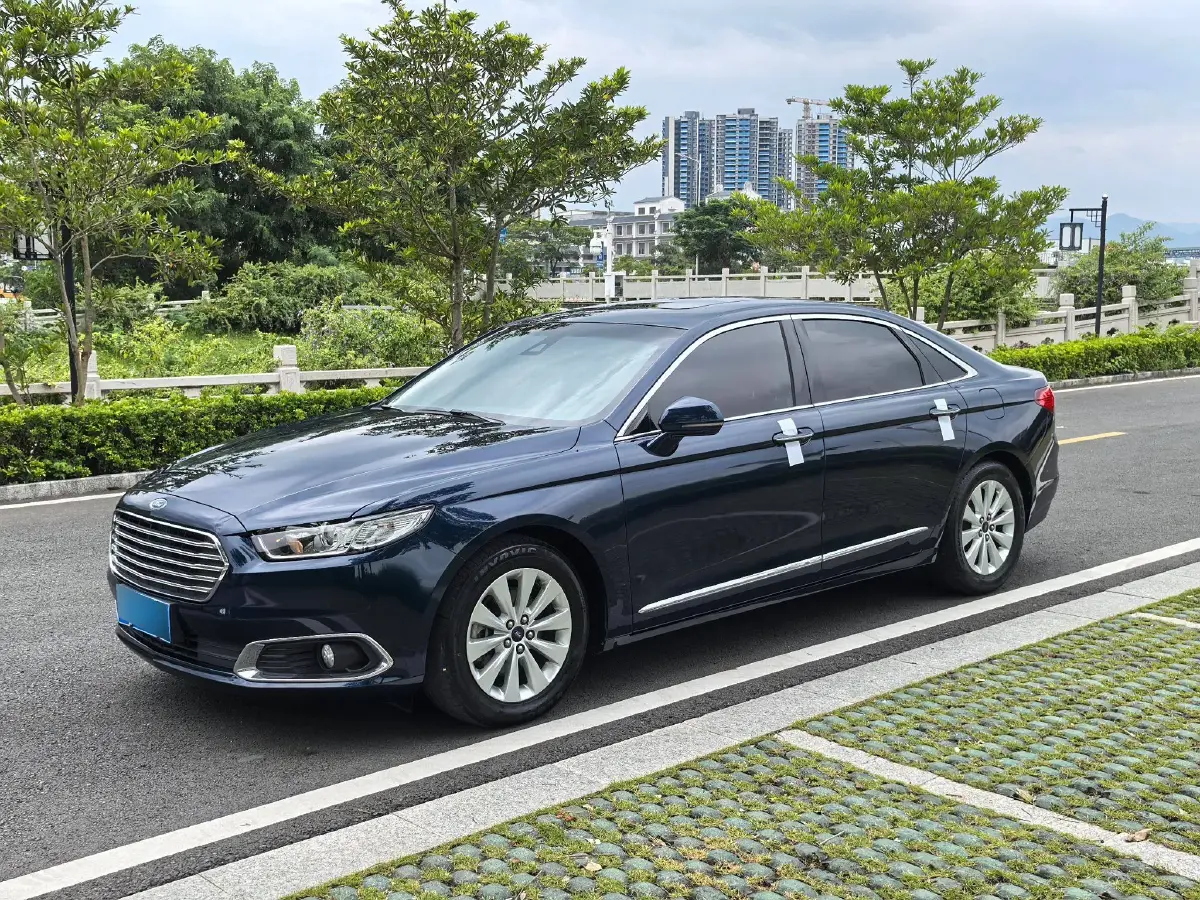 2016 Ford Taurus 1.5T 181HP L4 6AT