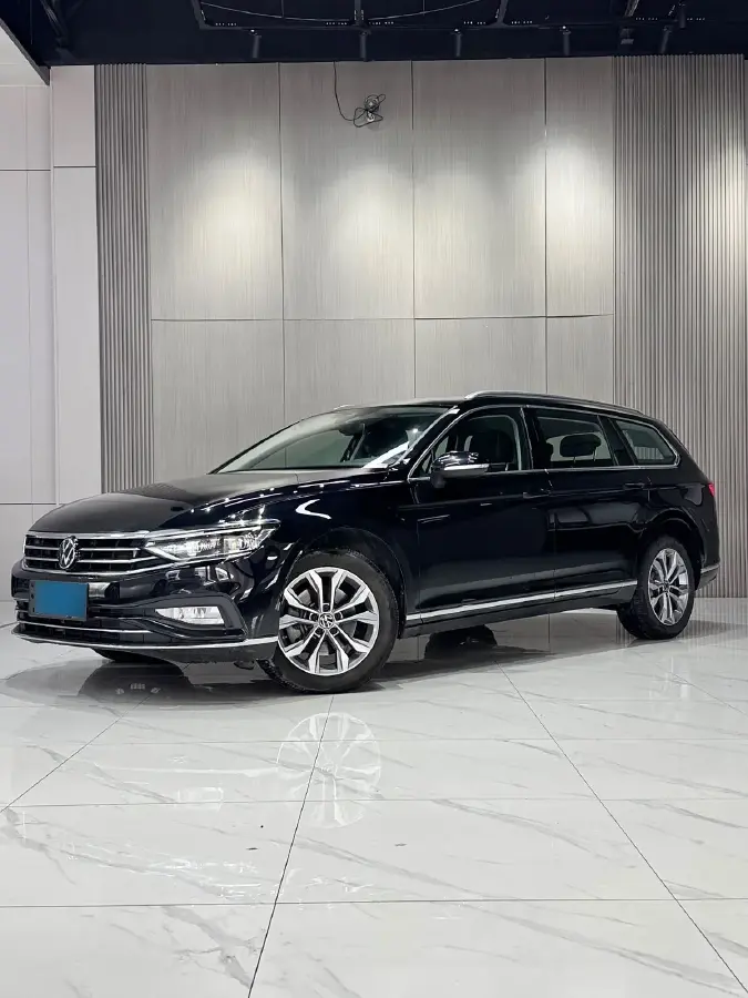 2021 Volkswagen Alltrack 2.0T 190HP L4 7DCT