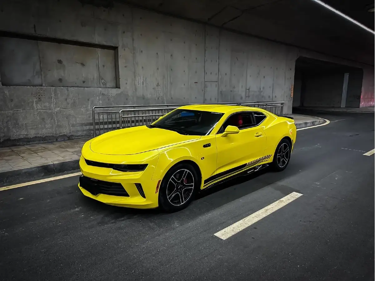 2017 Chevrolet Camaro 2.0T 275HP L4 8AT
