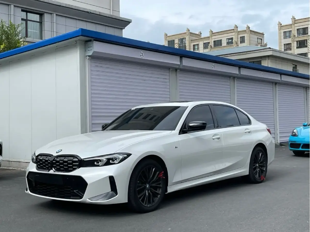 2023 BMW 3 Series 2.0T 184HP L4 8AT