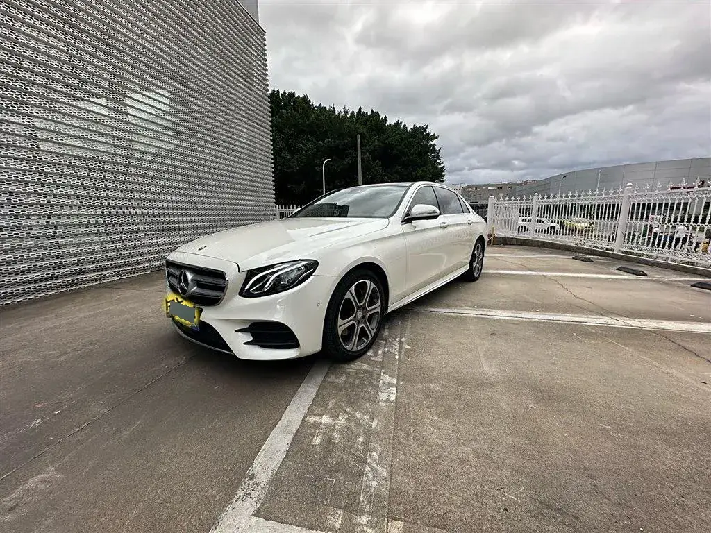 2017 Mercedes-Benz E Class 2.0T 245HP L4 9AT