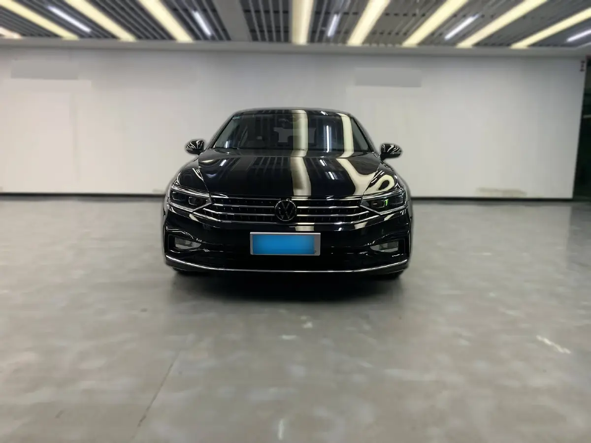 2023 Volkswagen Magotan 2.0T 186HP L4 7DCT