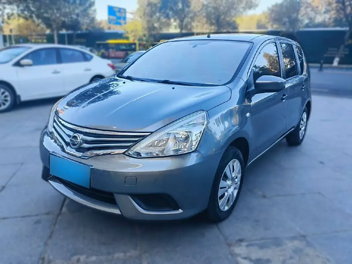 2015 Nissan Livina 1.6L 124HP L4 CVT