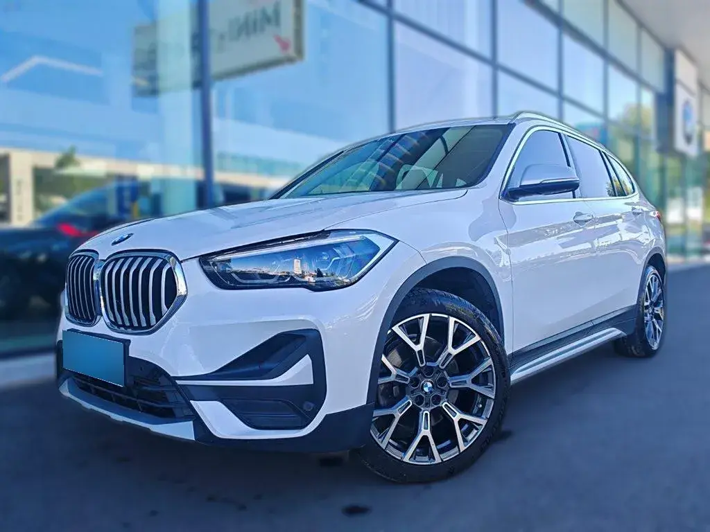2021 BMW X1 2.0T 192HP L4 8AT