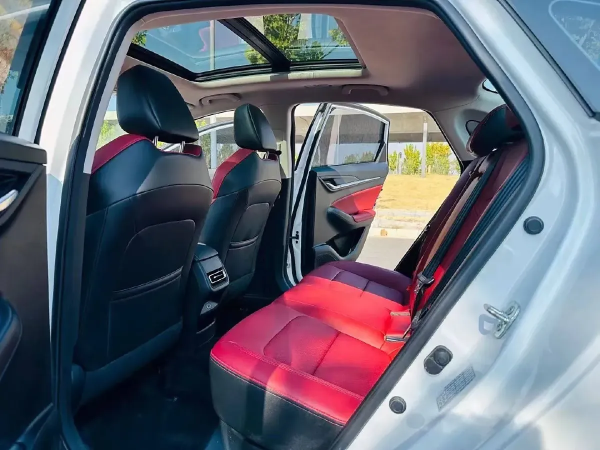 2021 ChangAn Eado 1.4T 160HP L4 7DCT,autocango,china used car exporter,china ev exporter,chinese used car exporter,chinese used ev exporter