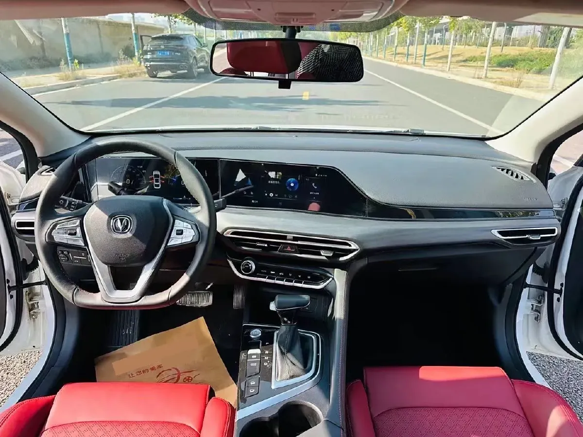 2021 ChangAn Eado 1.4T 160HP L4 7DCT,autocango,china used car exporter,china ev exporter,chinese used car exporter,chinese used ev exporter