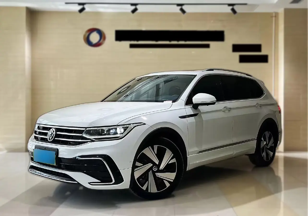 2023 Volkswagen Tiguan L 2.0T 186HP L4 7DCT