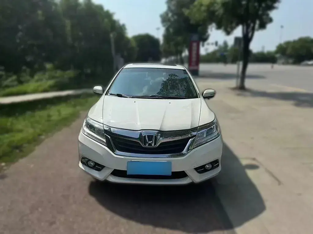 2015 Honda Crider 1.8L 139HP L4 5AT