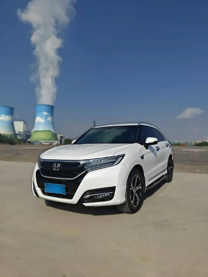 2017 Honda UR-V 2.0T 272HP L4 9AT