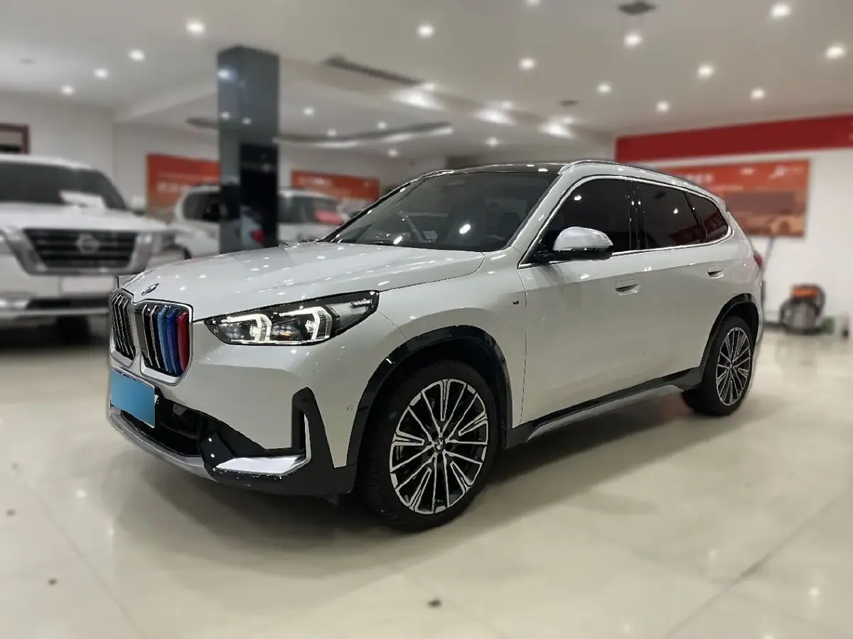 2023 BMW X1 2.0T 204HP L4 7DCT