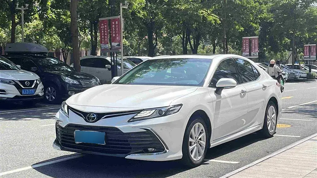 2021 Toyota Camry 2.0L 178HP L4 CVT