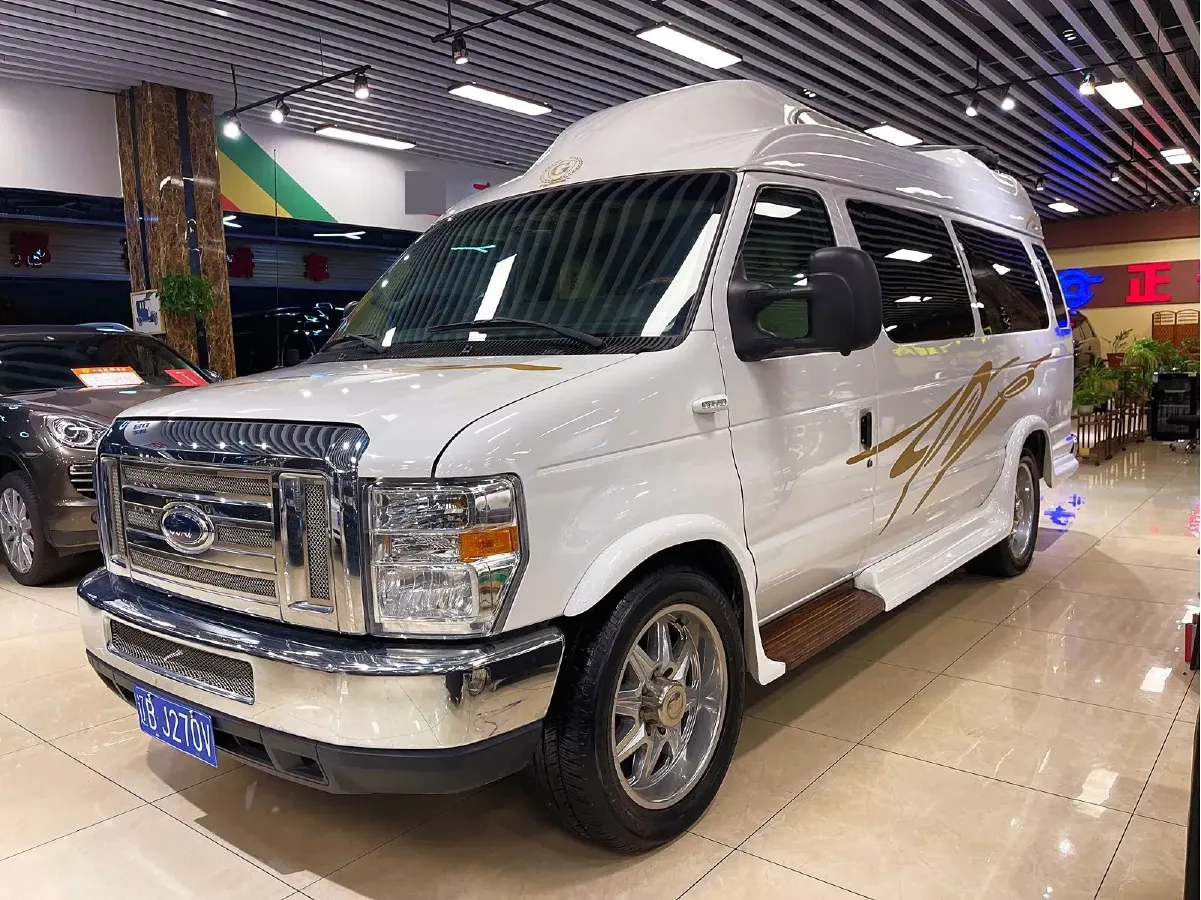 2011 Ford E350 5.4L 258HP V8 5AT,autocango,china used car exporter,china ev exporter,chinese used car exporter,chinese used ev exporter