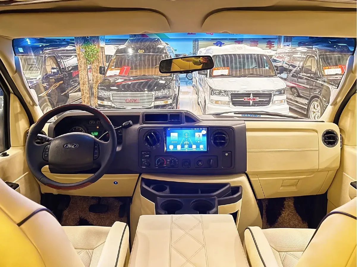 2011 Ford E350 5.4L 258HP V8 5AT,autocango,china used car exporter,china ev exporter,chinese used car exporter,chinese used ev exporter